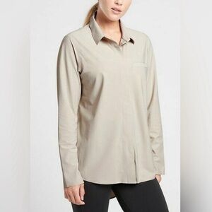 Athleta Urbanite Beige Shirt size Medium